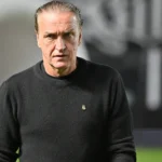 Cuca mantém postura conservadora, mas Santos avança na Copa do Brasil