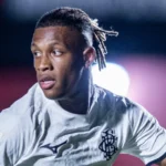 Danilo em baixa no Botafogo: ausência de ofertas afeta desempenho e aumenta tensão