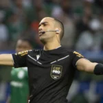 Renata Ruel analisa polêmica no Palmeiras x Inter e justifica cartão amarelo de Allan