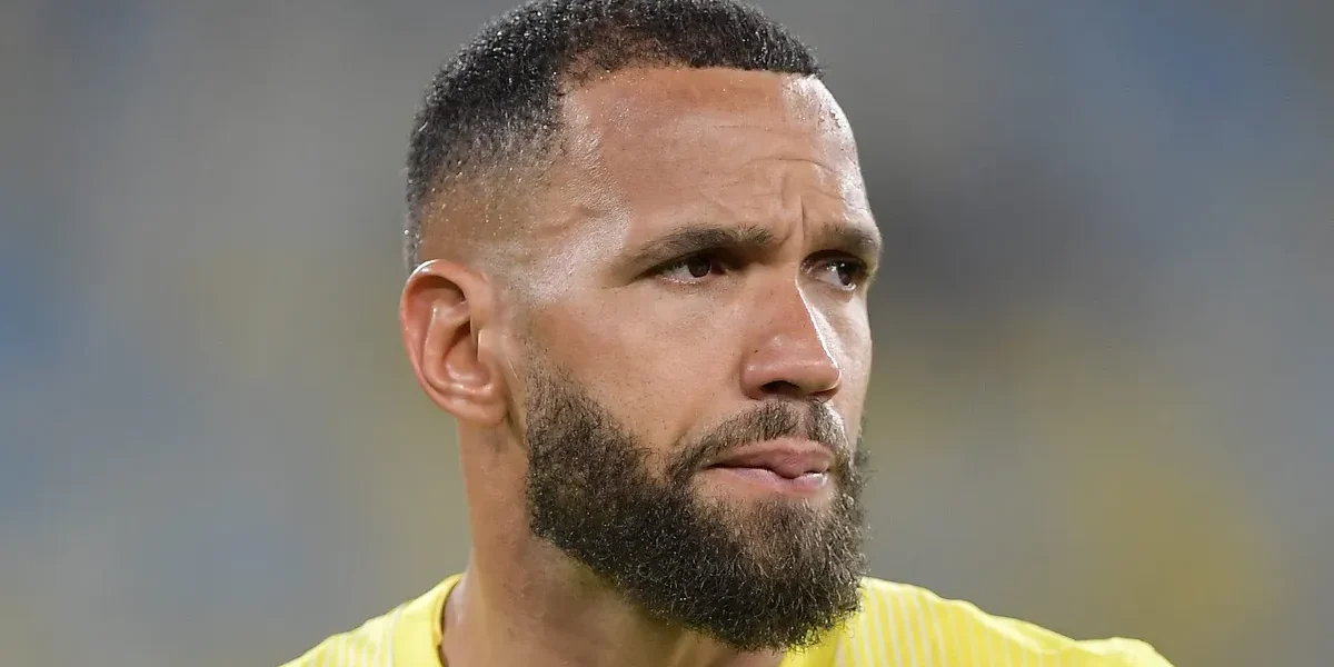 Everson desfalca Galo e vira incógnita para clássico contra o Cruzeiro