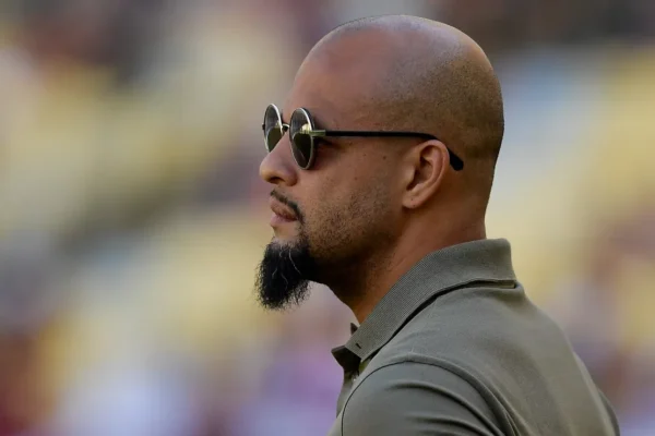 Felipe Melo quebra o silêncio sobre o Fluminense e nega contato: ‘Só se eu fosse maluco’