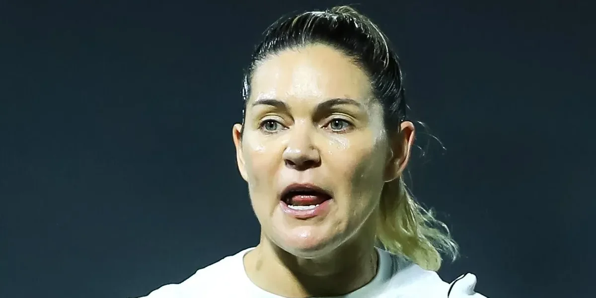 Corinthians atrasa salários e prêmios, e jogadoras do feminino se revoltam