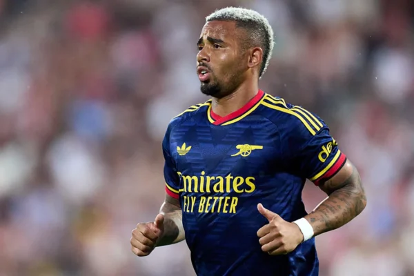 Gabriel Jesus: saída do Arsenal liberada, mas permanência na Inglaterra é o plano