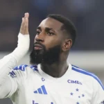 Gerson desconversa sobre pressão no Maracanã contra o Flamengo: ‘Deixa eu te contar’