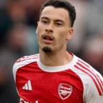 Martinelli vira as costas para R$ 272 mi e crava: fico no Arsenal