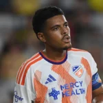 Evander é oferecido ao Flamengo, mas diretoria recusa de imediato