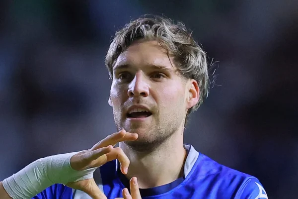 Inter recusa Emiliano Gómez e foca em reforços como Sanabria