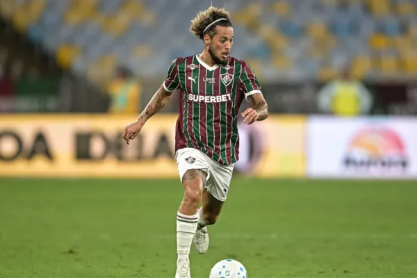 Guga retorna ao Fluminense e quer presente de aniversário com vitória sobre o Athletico