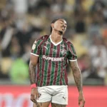 John Kennedy rompe ligamento do joelho e desfalca o Fluminense por meses