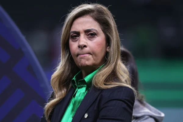 Palmeiras mira R$ 400 milhões com novas vendas na temporada