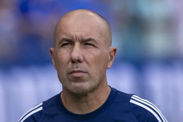 Jardim contra o passado: clima quente e rivalidade prometem decidir duelo na Libertadores
