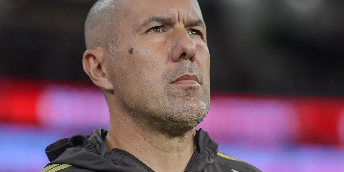 Flamengo 2×0 Vitória: Estratégia de Jardim Funciona e Time Reduz Distância no Brasileirão
