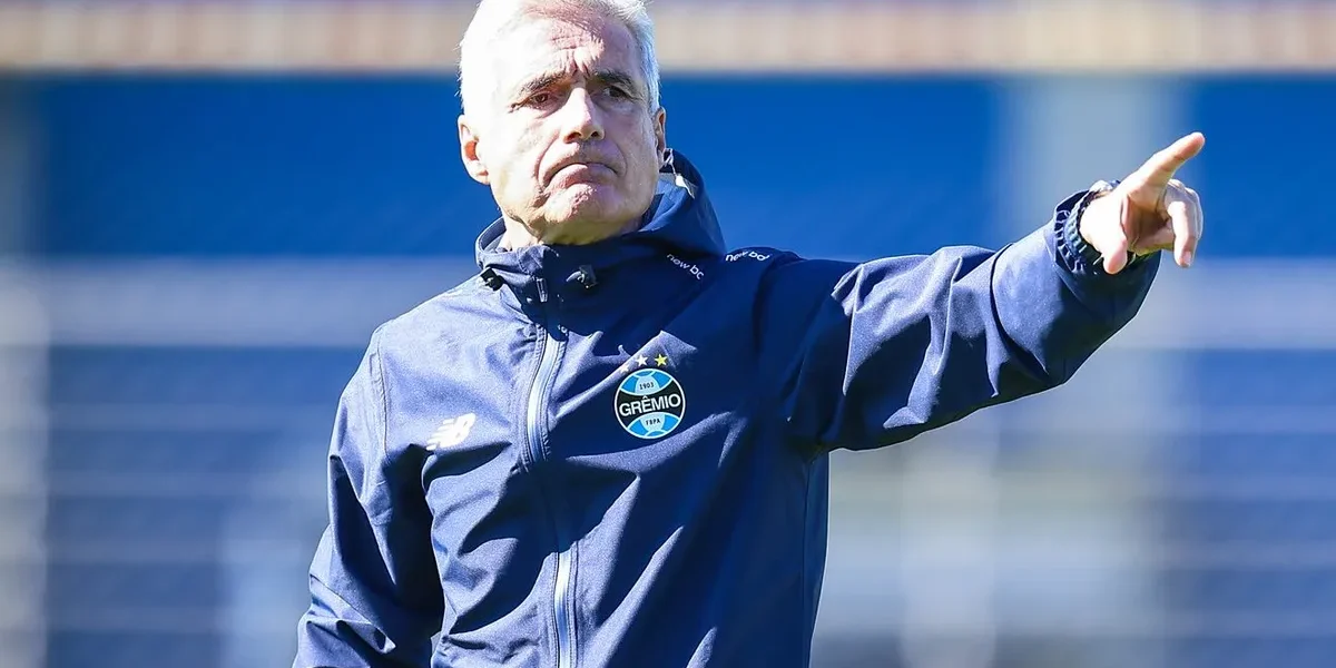 Grêmio repete escalação contra São Paulo e segue sem reforços