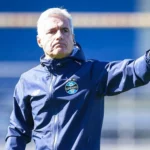 Grêmio repete escalação contra São Paulo e segue sem reforços