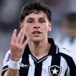 Botafogo ajusta detalhes e renova com Montoro até 2031