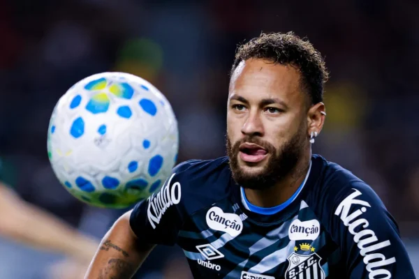 Neymar escapa de punição no STJD após confusão no Remo x Santos; Marllon e dirigente são denunciados