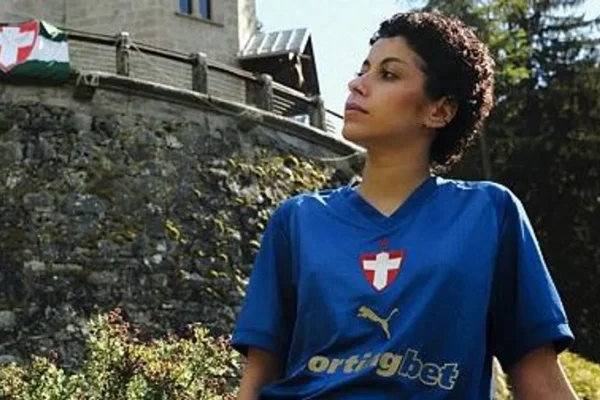 Palmeiras lança 3ª camisa da Puma com homenagem às origens italianas
