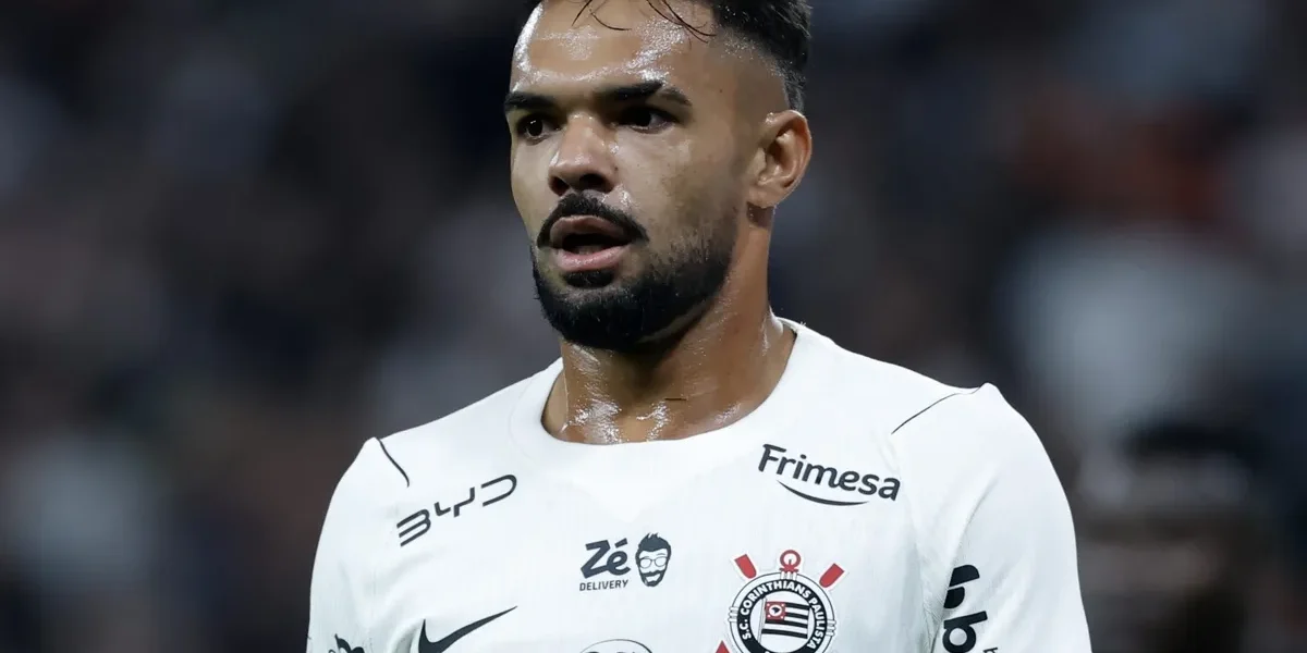 Raniele pede desculpas, mas suspensão pode tirá-lo de dois jogos do Corinthians