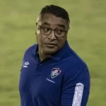 Roger Machado surge como favorito no Flu e agrada diretoria
