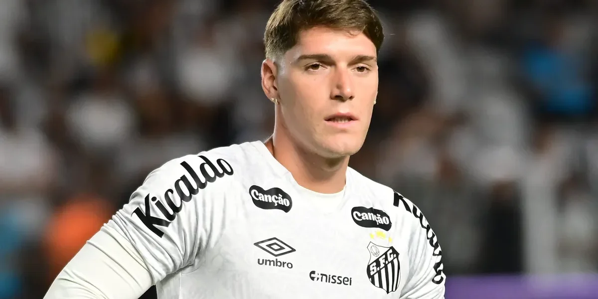 Rollheiser fora? Santos pode negociar meia na janela após nova derrota