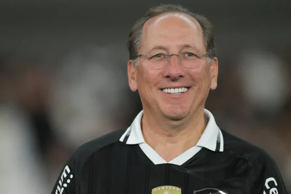 Textodependência: o lado sombrio da SAF que o Botafogo revelou