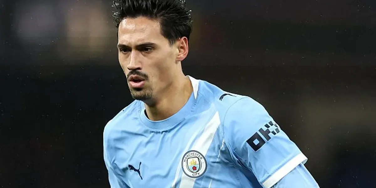 Reijnders de saída? City acelera reformulação e negocia com clube saudita