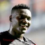 Athletico-PR pede R$ 88 milhões e cria disputa pelo artilheiro Kevin Viveros