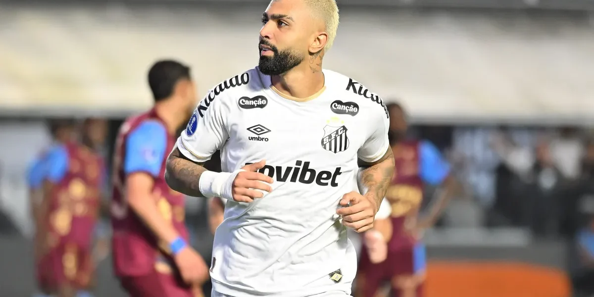 Gabigol faz 100º gol, Santos vira sobre Macará e larga na frente na Sul-Americana