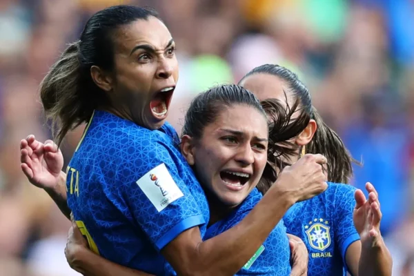 Netflix faz história: compra direitos da Copa Feminina por R$ 1 bi
