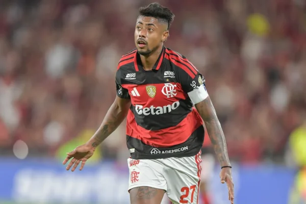 Flamengo 2×0 Vitória: Bruno Henrique e Pulgar garantem vitória no Maracanã