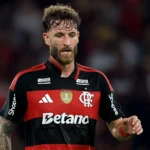 Léo Pereira fora! Flamengo poupa zagueiro e muda time contra o Cruzeiro