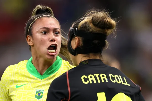 Bárbara Coelho aponta Brasil forte e Colômbia como ameaça na Copa Feminina 2027