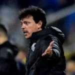 Diniz aprende com a Copa do Brasil e Corinthians sobrevive na Argentina