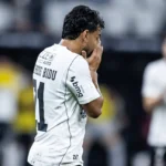 Corinthians vence, mas cai para o Inter e dá adeus à Copa do Brasil