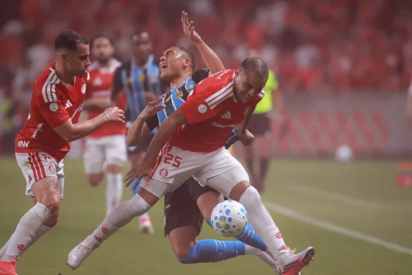 Gre-Nal 453 termina 0 a 0 e decisão da vaga fica para a Arena
