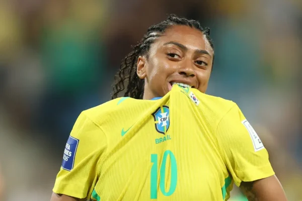 Kerolin faz história: brasileira mais cara após acerto com o Barcelona