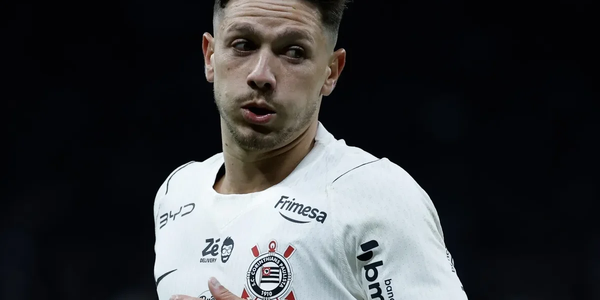 Garro defende elenco do Corinthians após queda na Copa do Brasil