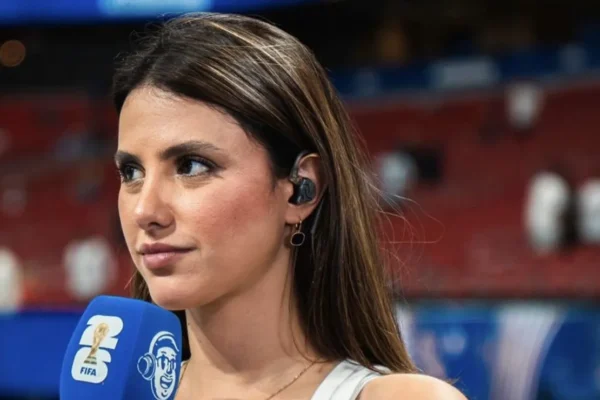 TNT Sports paga multa e rouba Victória Leite da CazéTV para Londres