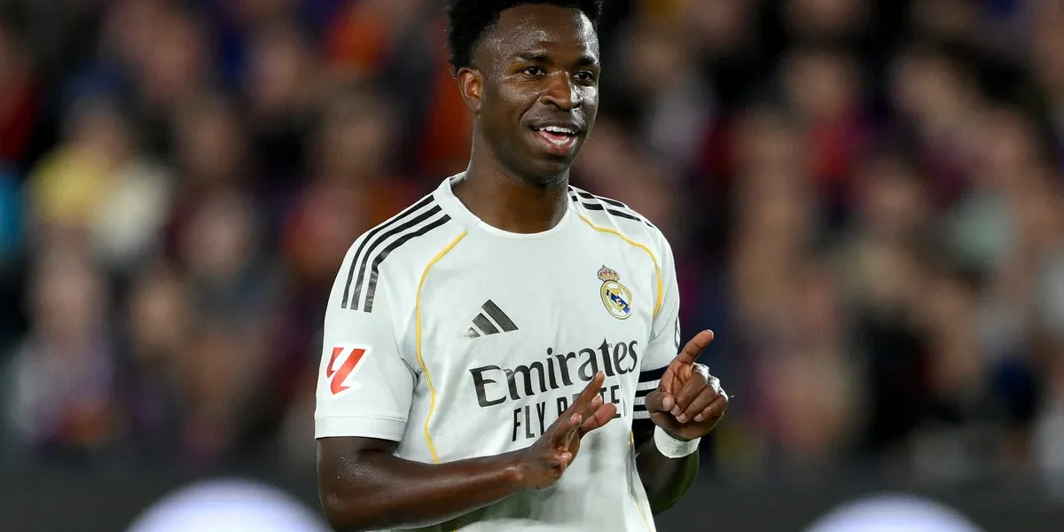 Mourinho cobra acordo: Real precisa renovar com Vini Jr. até 2031