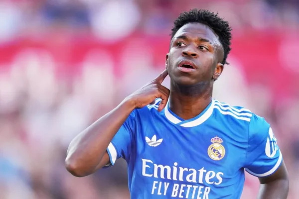 Real Madrid define valor de Vini Jr e Arsenal se anima: R$ 900 milhões