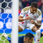 Vitinho perde gol inacreditável e Inter se afunda na crise: 18º no Brasileirão