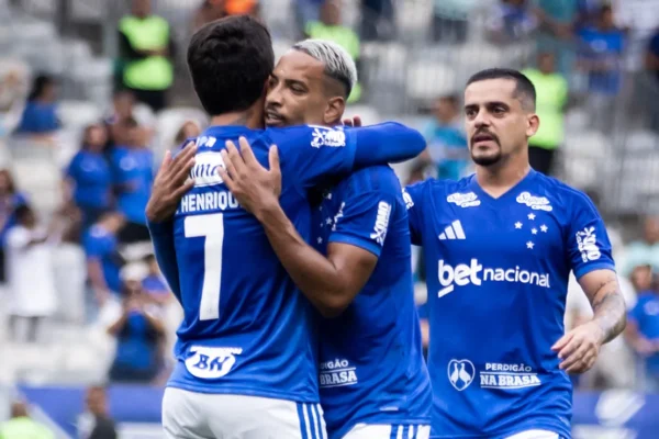 Cruzeiro em Alerta: Elenco Precisa de Resposta Urgente por Vaga na Libertadores