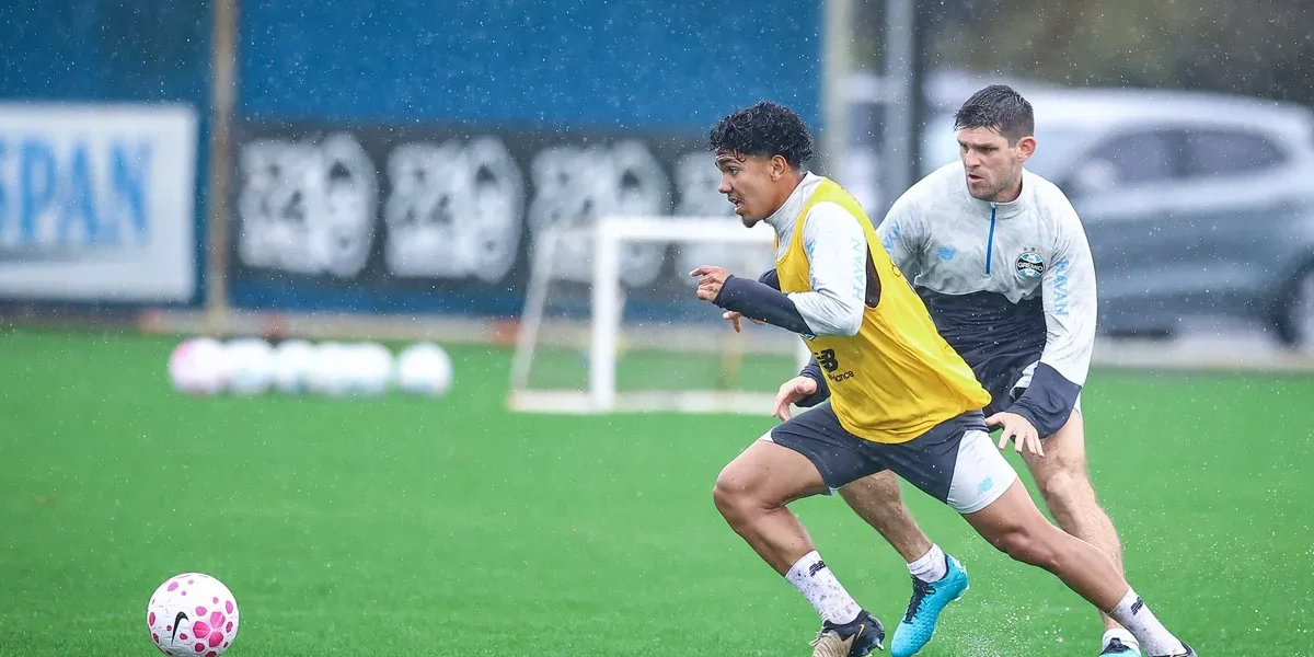 Grêmio acelera treinos com volta de Kannemann e dúvida sobre Villasanti