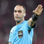 Davi de Oliveira Lacerda apita o clássico Fluminense x Vasco no Maracanã