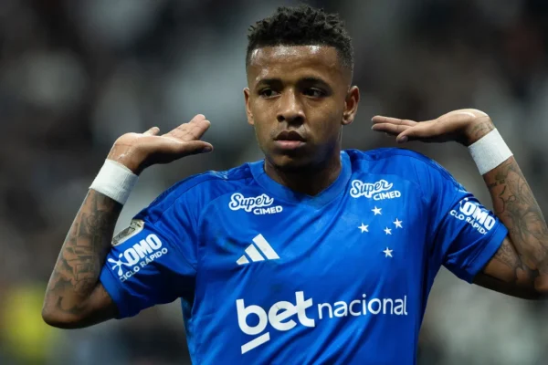 Cruzeiro poupa Gerson e Arroyo para duelo contra o Vasco