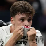 Corinthians não pode aceitar menos de R$ 147 mi por Breno Bidon