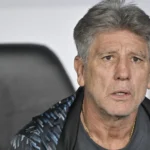 Grêmio cai no Rio, mas Renato assume para virar a chave na Arena