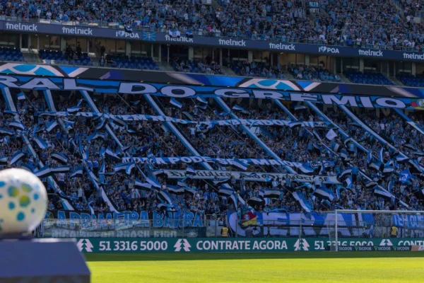Torcedor do Grêmio morre após parada cardíaca na Arena