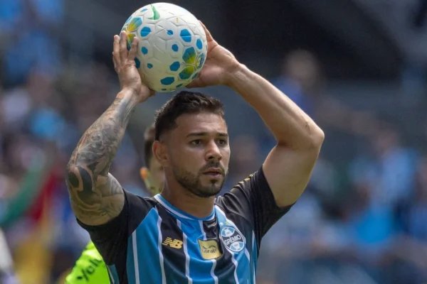 Renato usa jogo-treino como laboratório decisivo antes do Remo