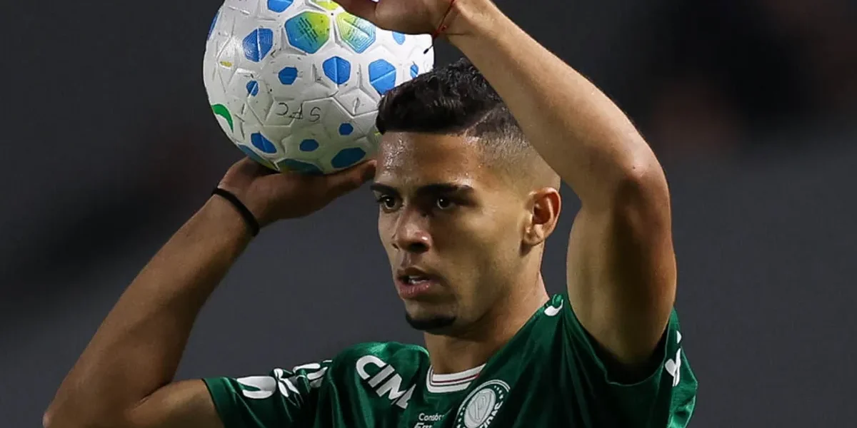 Arthur transforma lateral do Palmeiras em arma tática para Abel
